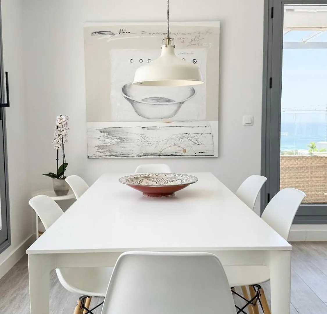 Exclusive Penthouse In Cabopino With Stunning Sea Views - By Reyna Novillo Apartment Marbella