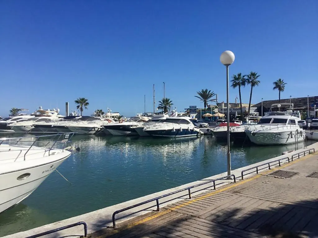 Exclusive Penthouse In Cabopino With Stunning Sea Views - By Reyna Novillo Apartamento Marbella