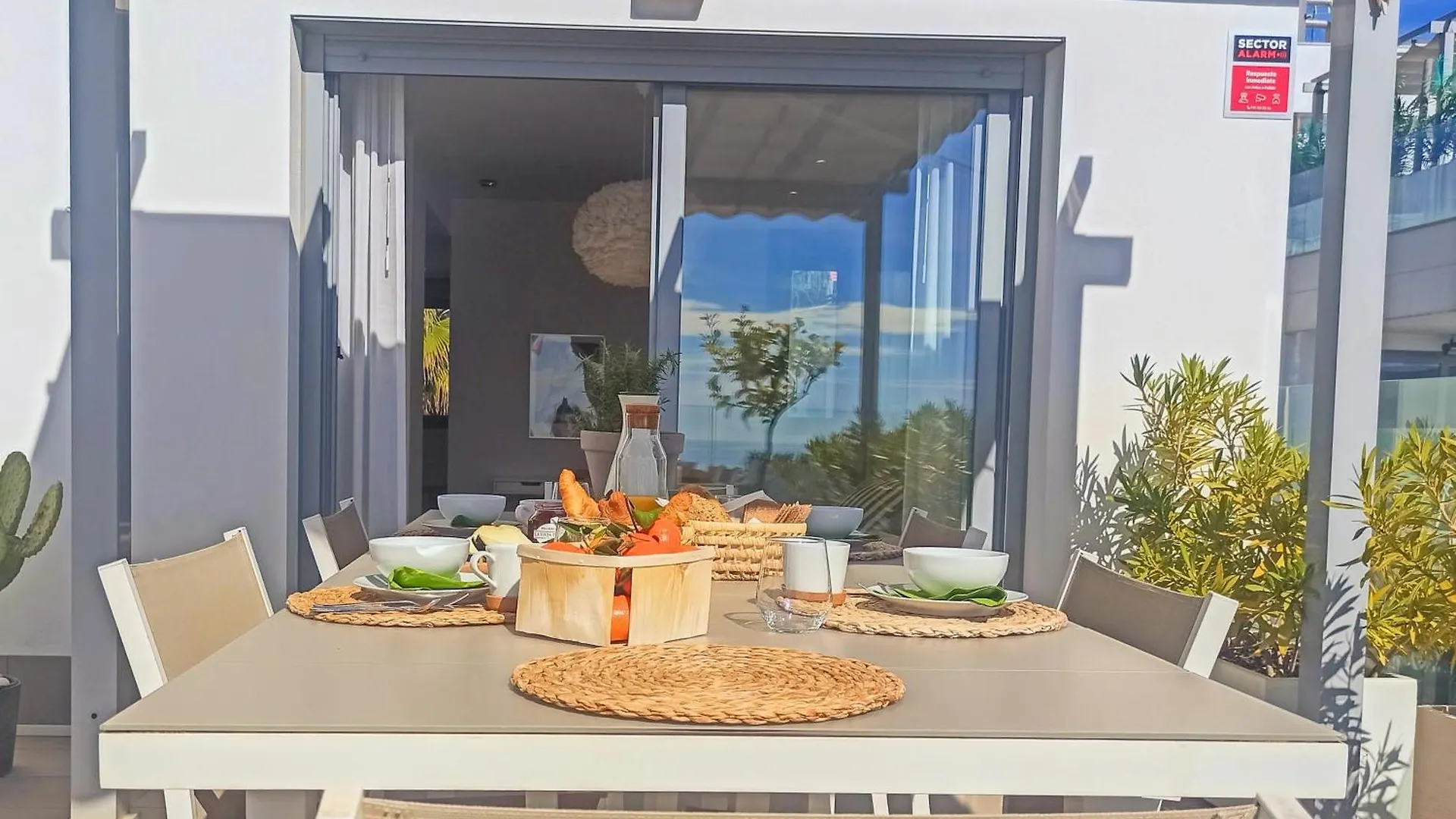 Exclusive Penthouse In Cabopino With Stunning Sea Views - By Reyna Novillo Apartamento Marbella Espanha